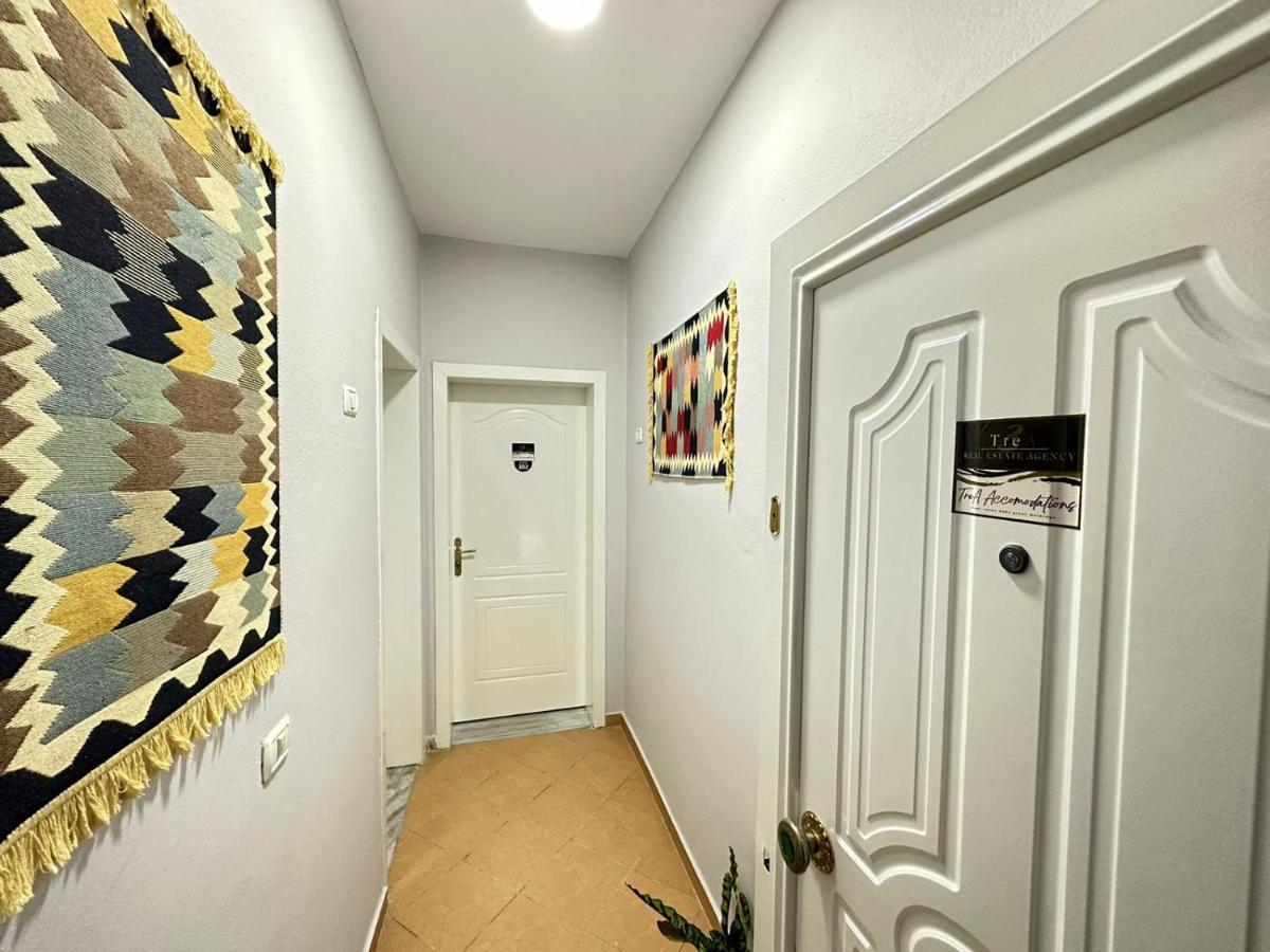 Trea Accomodations - Suite Lungomare Вльора Екстер'єр фото
