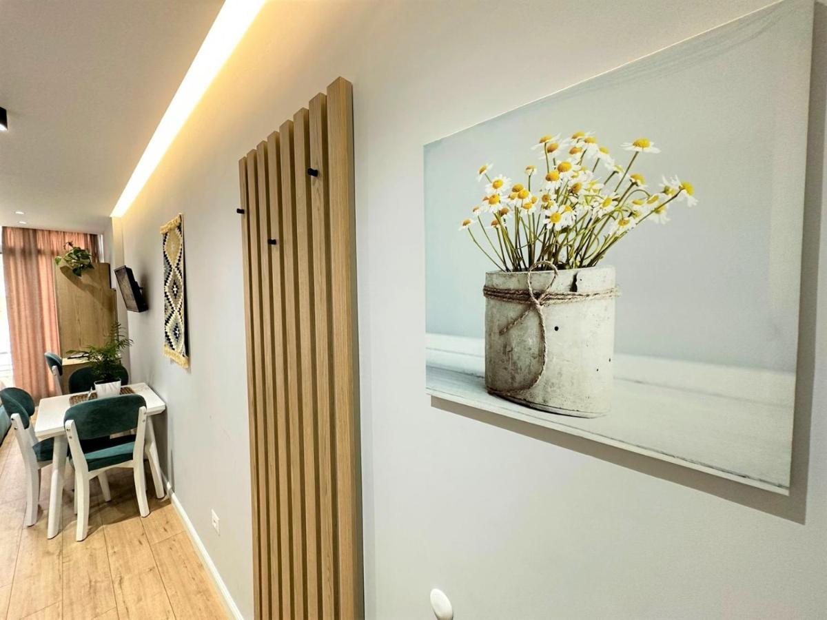 Trea Accomodations - Suite Lungomare Вльора Екстер'єр фото